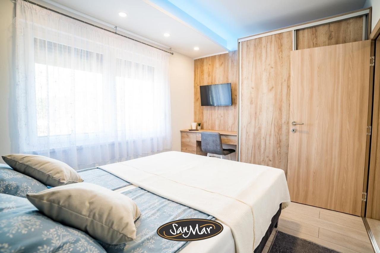 San-Mar Apartments توزلا المظهر الخارجي الصورة