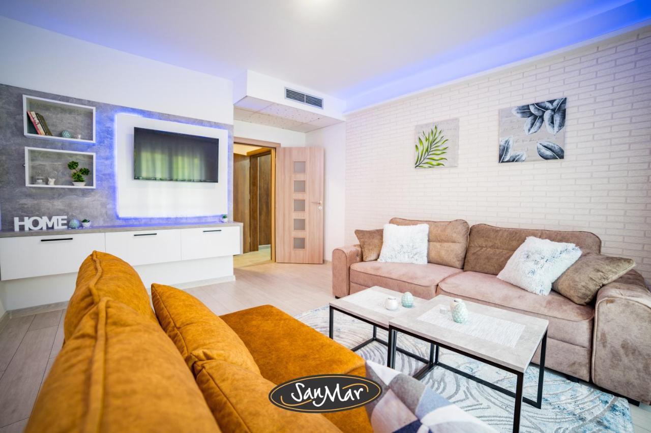 San-Mar Apartments توزلا المظهر الخارجي الصورة